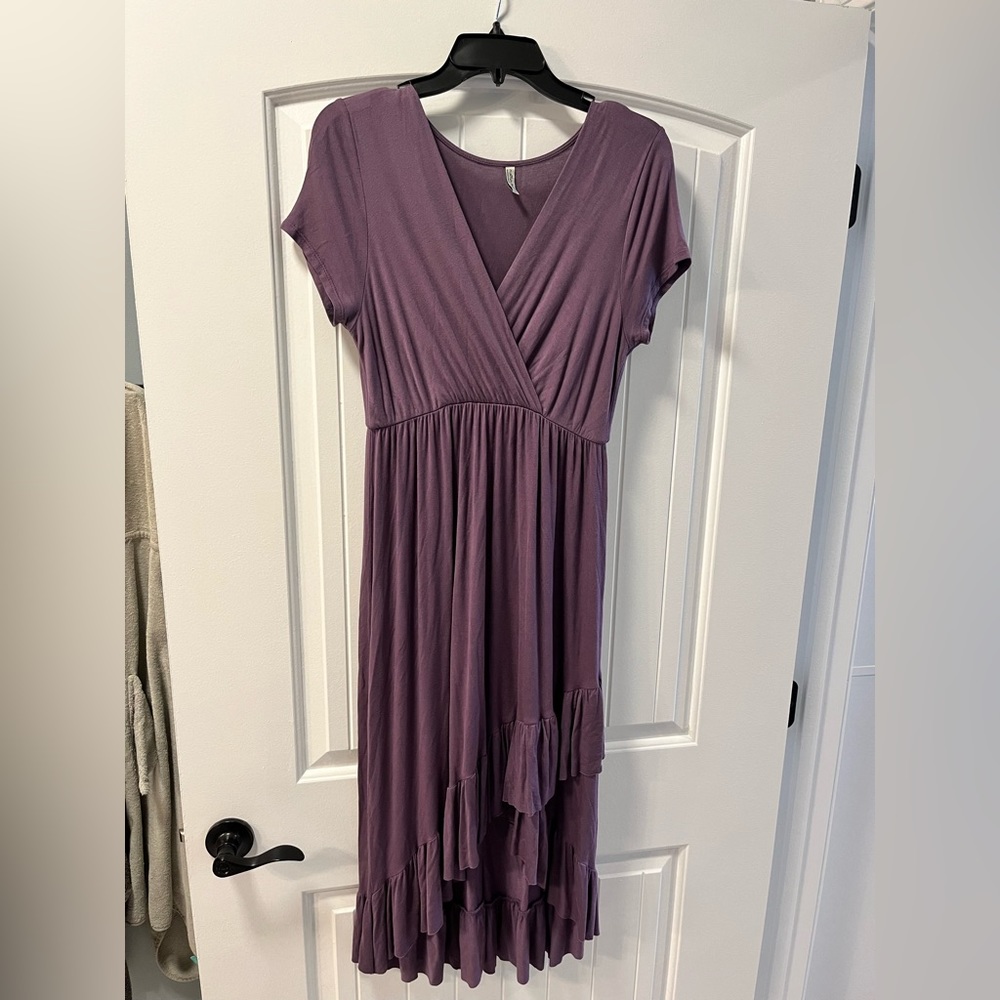 Wrap style maternity dress